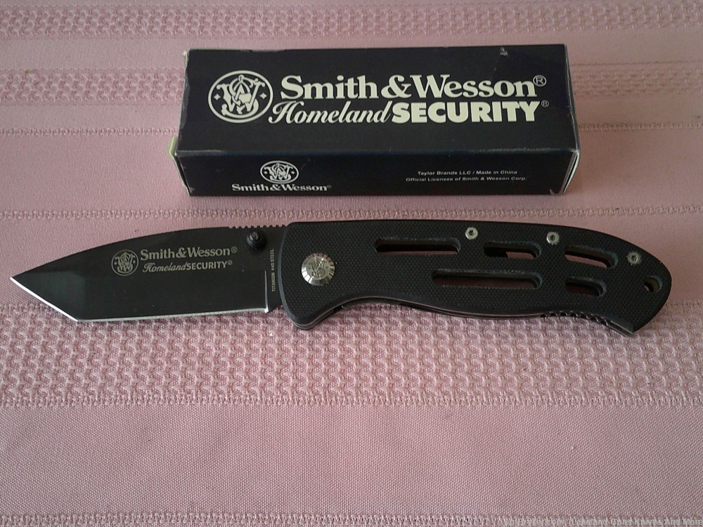 NEW S-&-W Black Handle Titanium Tanto Blade Homeland Security Knife!-img-1