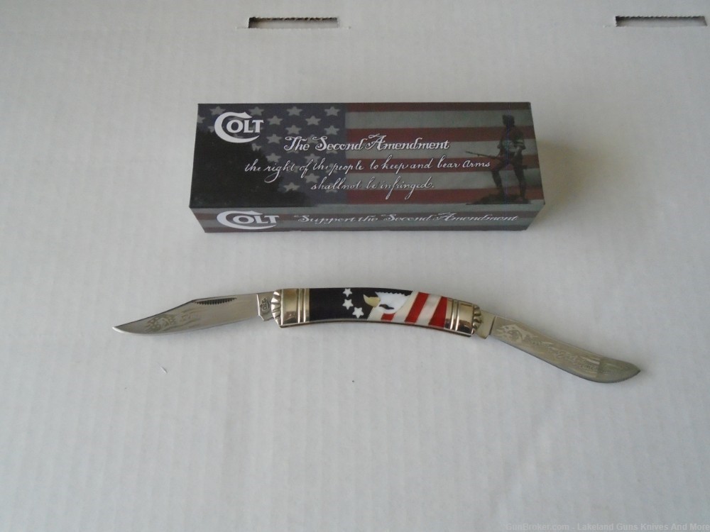Mother of Pearl COLT CT715 2ND Amendment Red White & Blue Moose Knife!-img-1