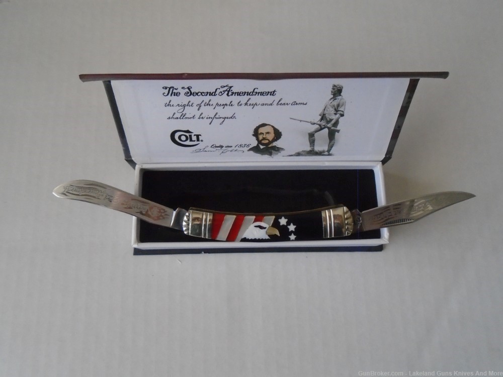 Mother of Pearl COLT CT715 2ND Amendment Red White & Blue Moose Knife!-img-4