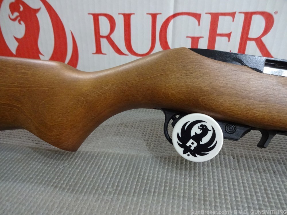 Ruger 10/22 Carbine 22 LR  18.50" Barrel  1103  REALLY NICE WOOD-img-4