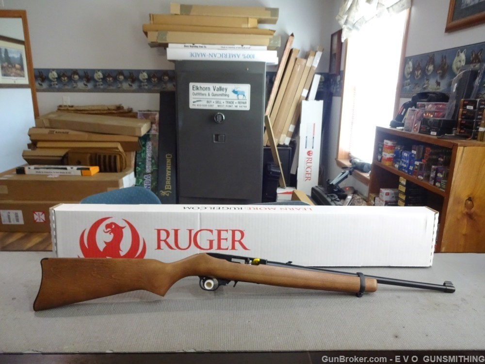 Ruger 10/22 Carbine 22 LR  18.50" Barrel  1103  REALLY NICE WOOD-img-0