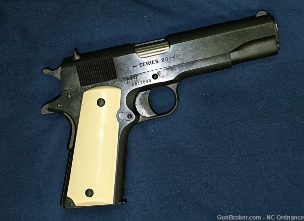 Colt 1911 Ivory-Like Grips, Smooth, Slope Bottom-img-1