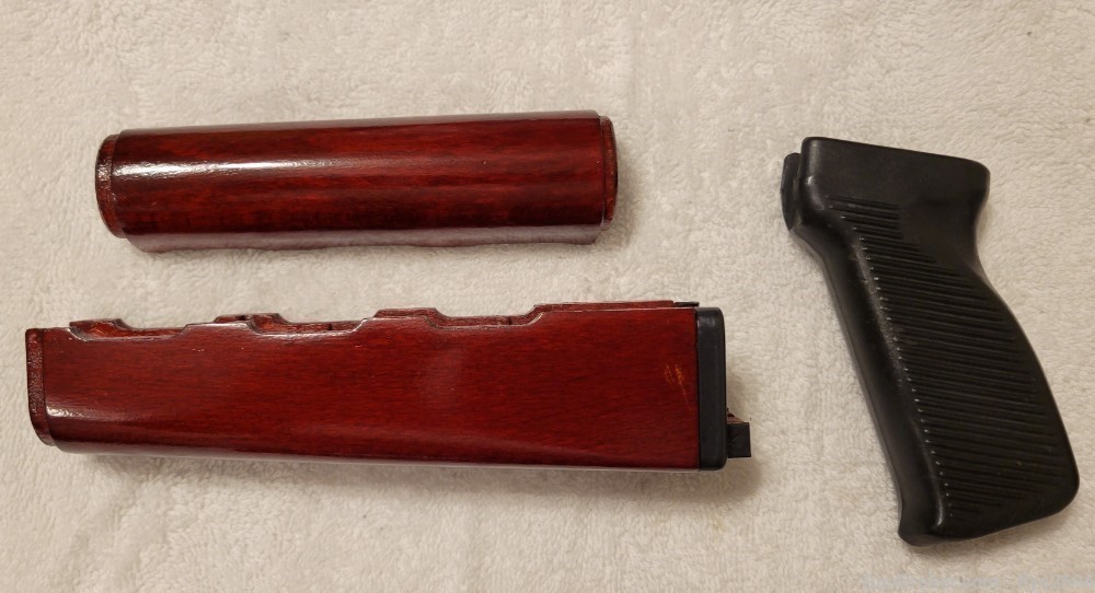 Yugo M-70 or PAP AK-47 Handgaurd Set And Pistol Grip Free Shipping -img-5