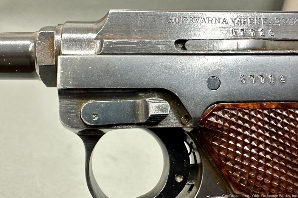 Swedish made Husqvarna Danish Rplt. Police Contract Lahti M40 Pistol-img-5