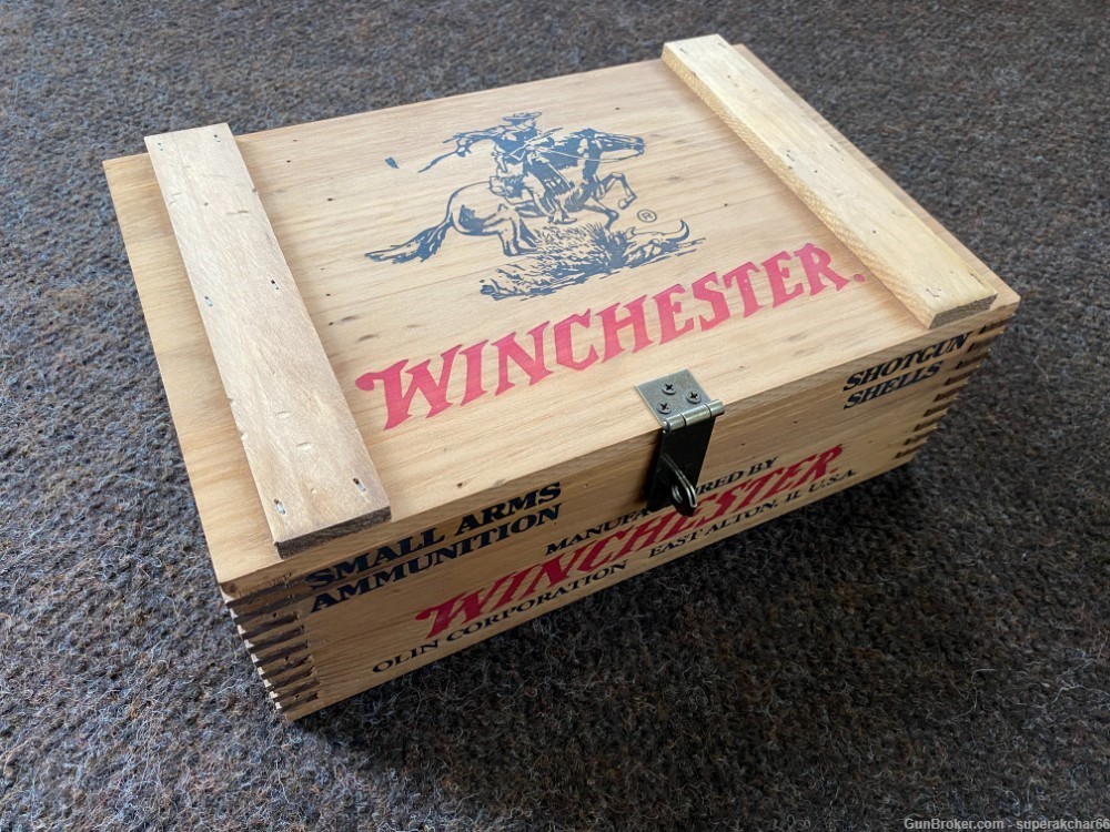 Winchester vintage ammo box -img-0