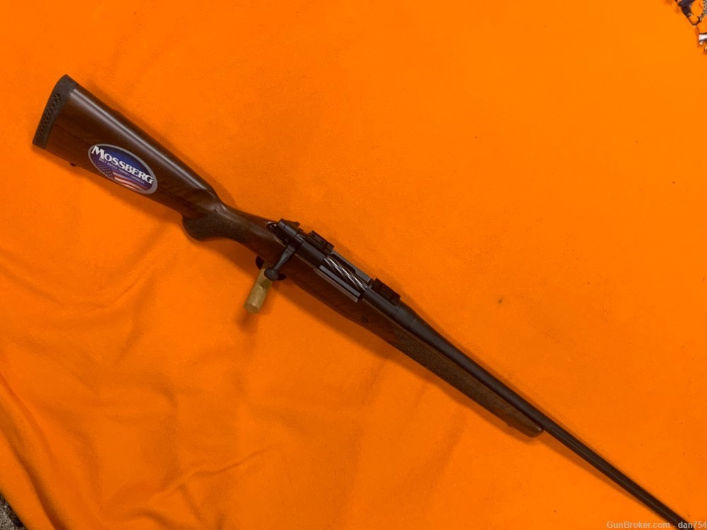 Mossberg Patriot Rifle Walnut 22-250 Varmint bolt action UNFIRED-img-0