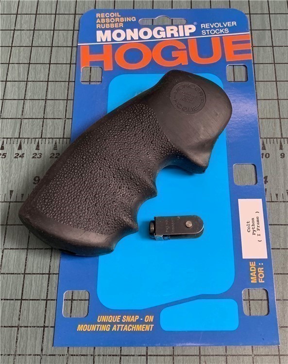 HOGUE 46000 MonoGrip Rubber 1pc for Colt Python-img-2