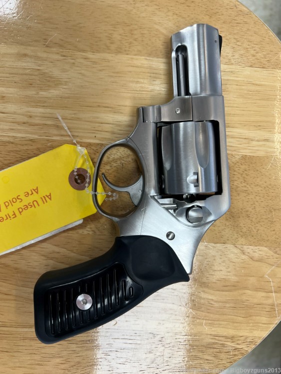 Ruger SP101 .357 mag Double Action Only. Used Great Condition.-img-0