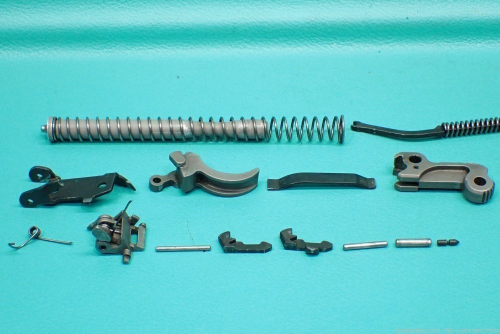 Ruger P85 9mm 4.5"bbl Blued Pistol Repair Parts Kit MFG 1990-img-1