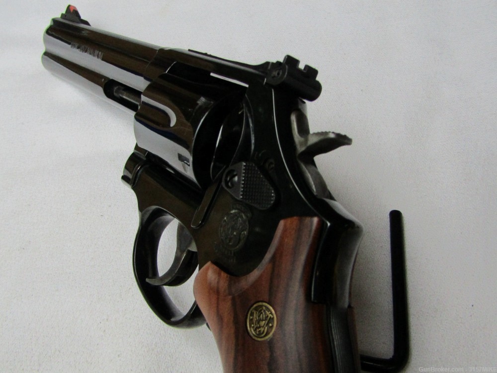 Smith & Wesson Model 586-8 Combat Magnum Reintroduction, .357 Magnum-img-6