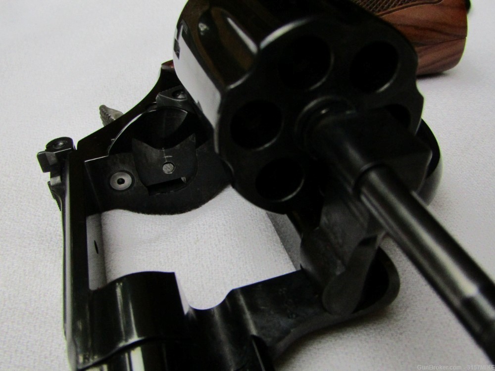 Smith & Wesson Model 586-8 Combat Magnum Reintroduction, .357 Magnum-img-12