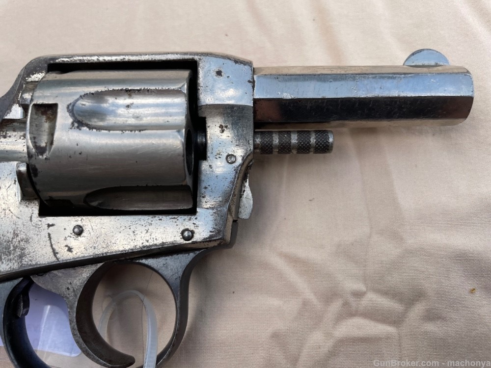 H & R American 38 S & W Chrome 5 Shot Revolver -img-13