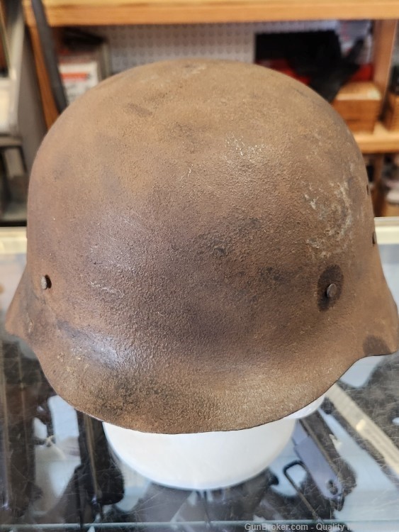 WWII M40 German Army Helmet battlefield bringback-img-3
