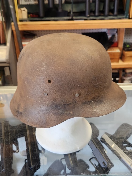 WWII M40 German Army Helmet battlefield bringback-img-0