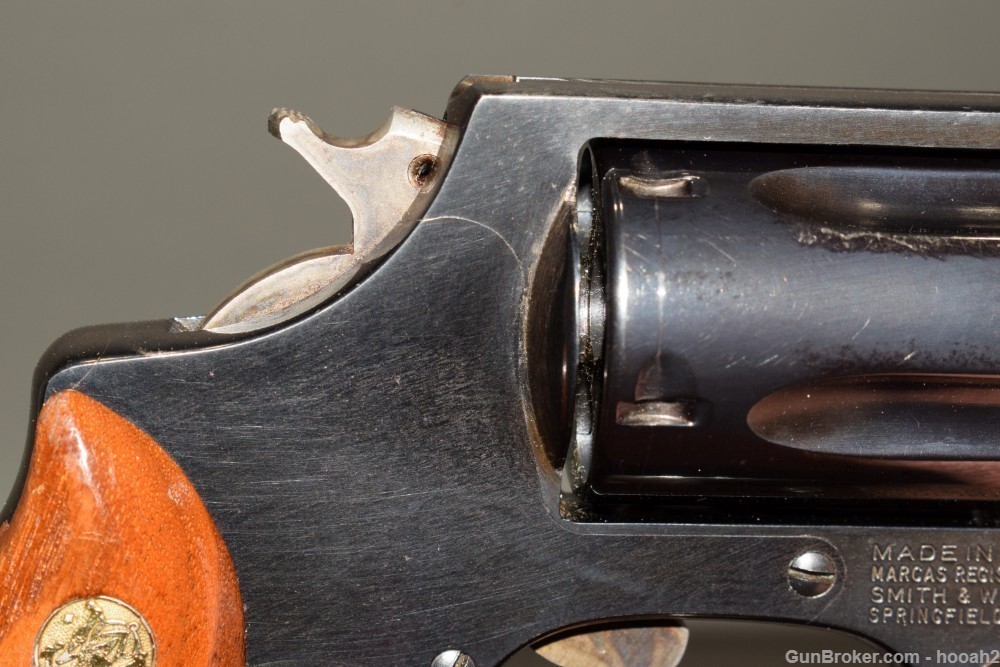 Smith & Wesson Model 36 Chiefs Special Revolver 38 Spl-img-3