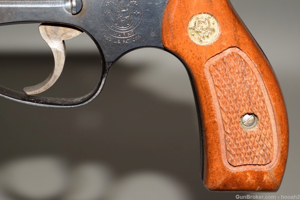 Smith & Wesson Model 36 Chiefs Special Revolver 38 Spl-img-7
