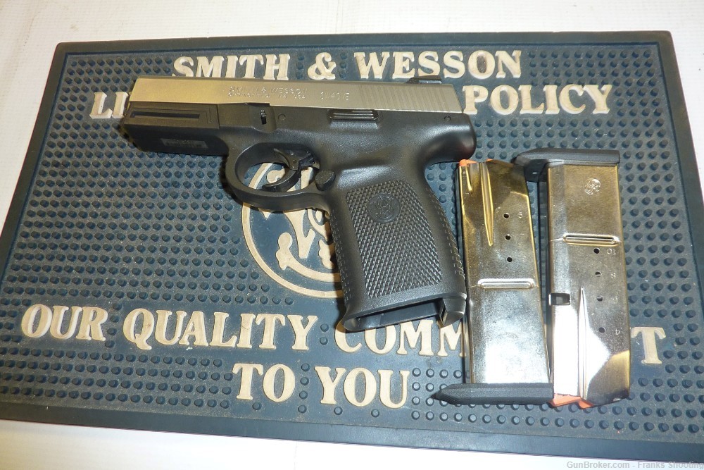 SMITH & WESSON SW40VE 40 CAL, 4" BBL SEMI AUTO PISTOL USED-img-8