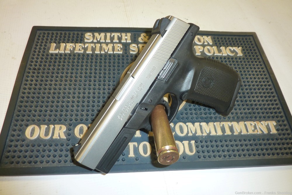 SMITH & WESSON SW40VE 40 CAL, 4" BBL SEMI AUTO PISTOL USED-img-2