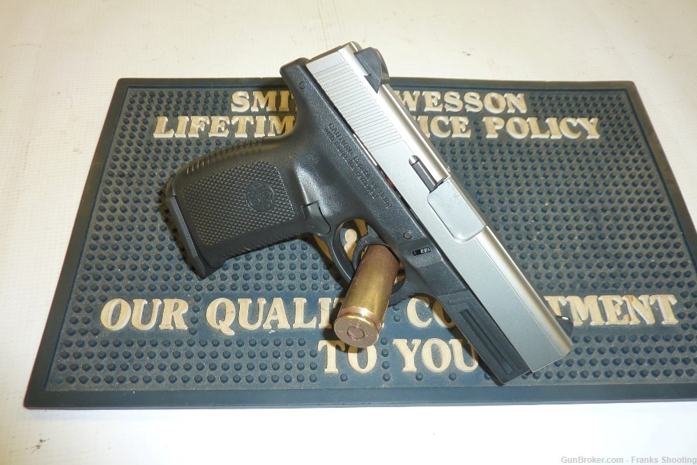 SMITH & WESSON SW40VE 40 CAL, 4" BBL SEMI AUTO PISTOL USED-img-4