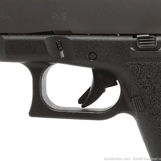 Historical Reproduction Glock 17 Gen 1 Classic 4.49" 17rd P81756203C1-img-3