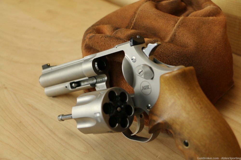 Used Korth / Nighthawk Mongoose 357 Revolver in Excellent Condition W/ Box-img-5