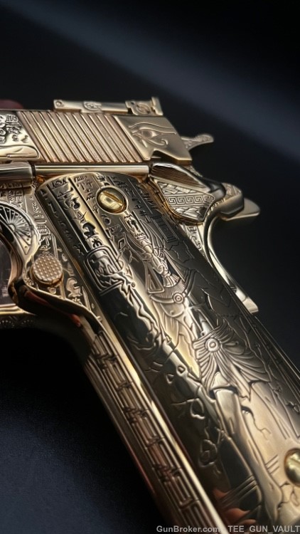COLT CUSTOM 1911 COMP’D LIMITED EDITION “ANUBIS” 24k GOLD FULLY ENGRAVED -img-7