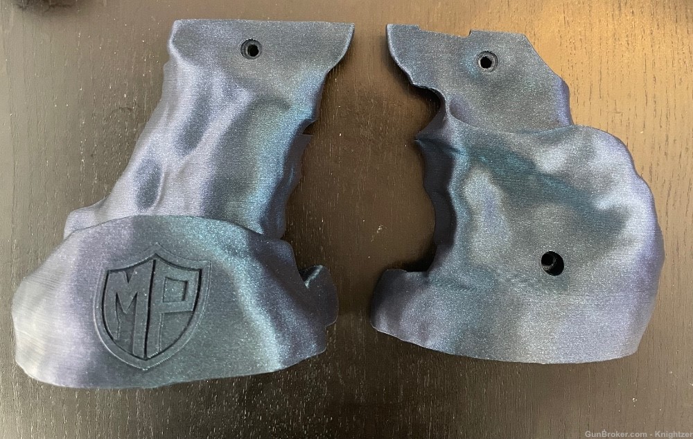 Custom Hand-Molded Grips for S&W SW22 Victory Pistols-img-9