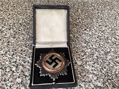 German Cross in Gold Cased 1941