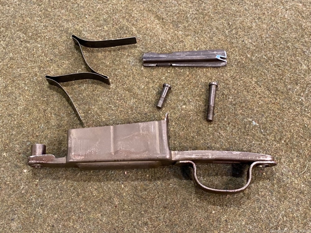 1942 WWII USGI Remington M1903A3 / M1903A4 Trigger Guard “R” Marked-img-1