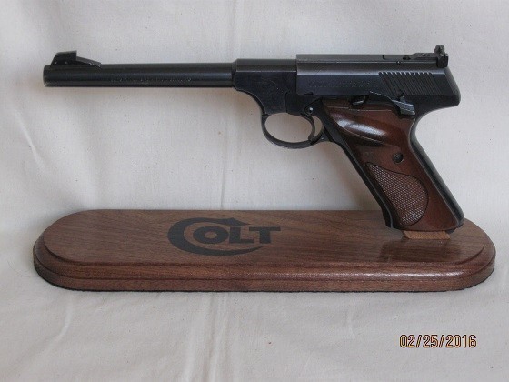 Colt Woodsman 6 inch gun stand-img-0
