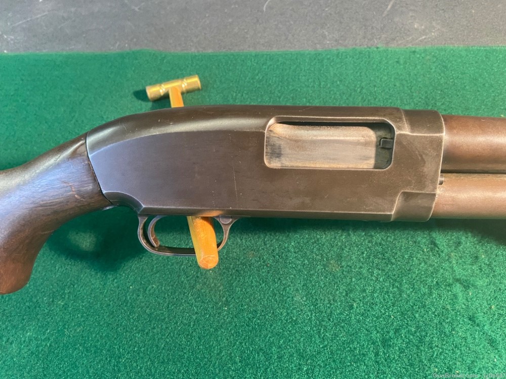 Winchester 25 pump action shotgun 12 ga.  Model 12-img-4
