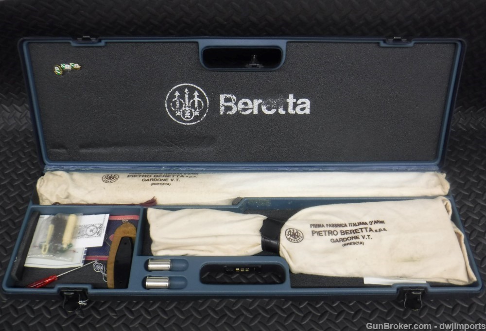 Beretta 682 Trap Shotgun 12GA w/ Beretta Case-img-0
