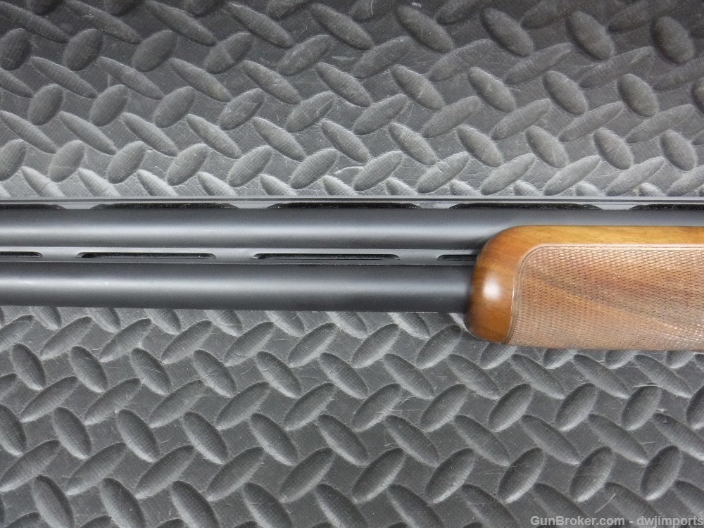 Beretta 682 Trap Shotgun 12GA w/ Beretta Case-img-4