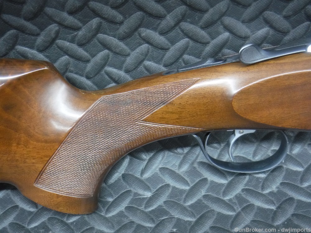 Beretta 682 Trap Shotgun 12GA w/ Beretta Case-img-13