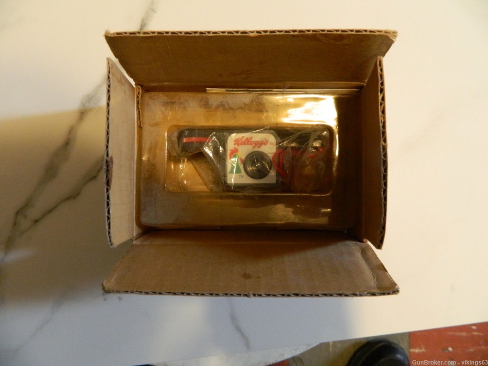 Kellogg's 110 Collectible Camera, in original box shipped late 60-70 mb -img-1