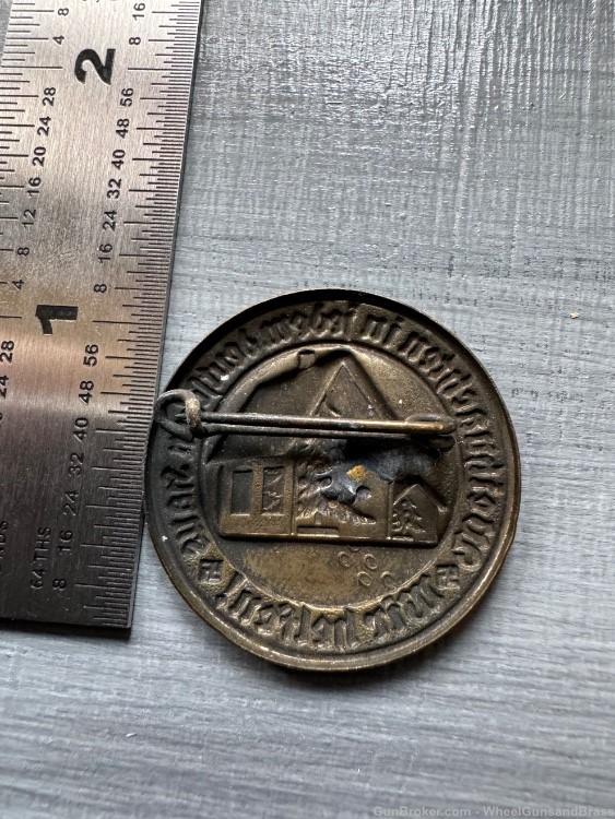 WW2 German Third Reich Tinnie NSDAP Winter Relief Pin Medal World War II-img-2