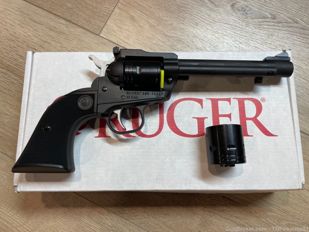 Ruger Super Wrangler .22 lr / .22 magnum convertible Black NIB 2032-img-0