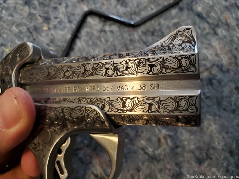 bond arms snake slayer 38 special 257 remington magnum hand engraved-img-11