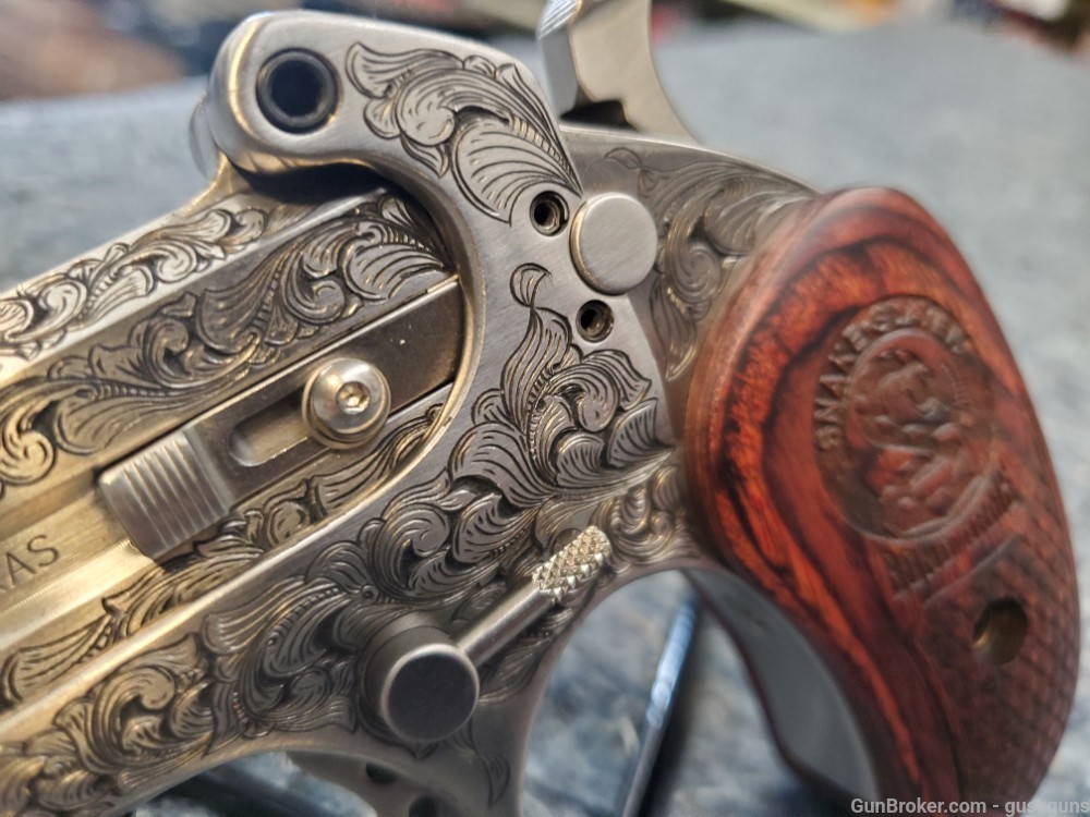 bond arms snake slayer 38 special 257 remington magnum hand engraved-img-3