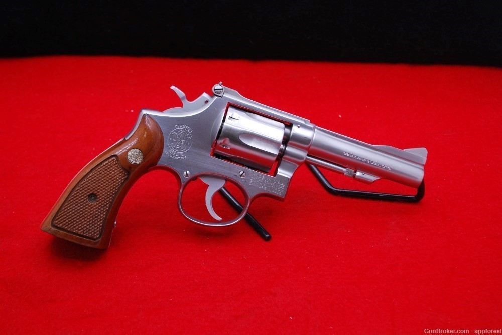 Smith & Wesson Model 67 38 Special 4" Barrel-img-0