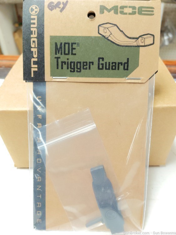 FREE SHIPPING Magpul MOE AR15 Trigger Guard mag417 Grey/Gray-img-0