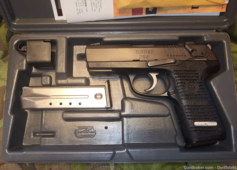 Vintage Ruger P95 9mm w ALL OEM Gear, 2 15-round Mags, Box, Manual, Etc.   -img-1