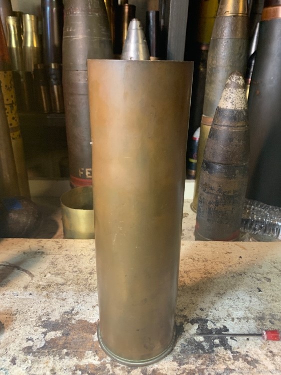 WW2 1943 dated 75mm M5A1 shell case 75mm x 272mm -img-1