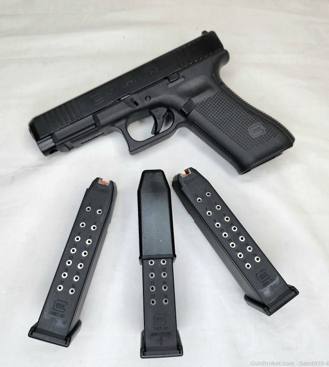 Glock 47 G47 9MM, 4.49" barrel, 3 17RND Mags 16834-img-1