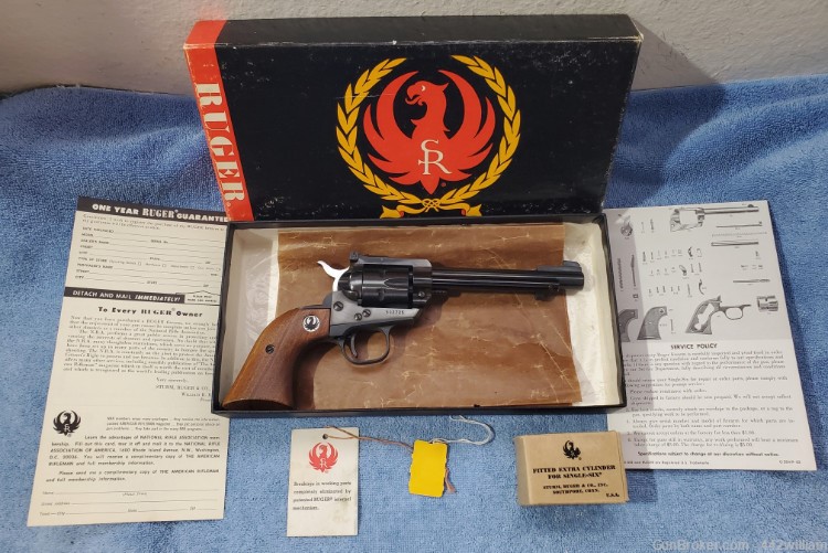 RUGER Super SINGLE Six SC5 COLLECTOR as NEW 1964 OLD Model 3 Screw  5 1/2" -img-1