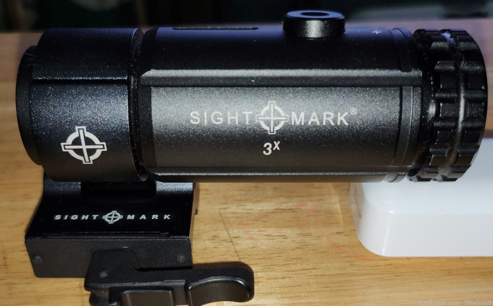 Sightmark SM26035 Reflex Sight and SM19063 T-3 Magnifer and 5 extra batteri-img-3