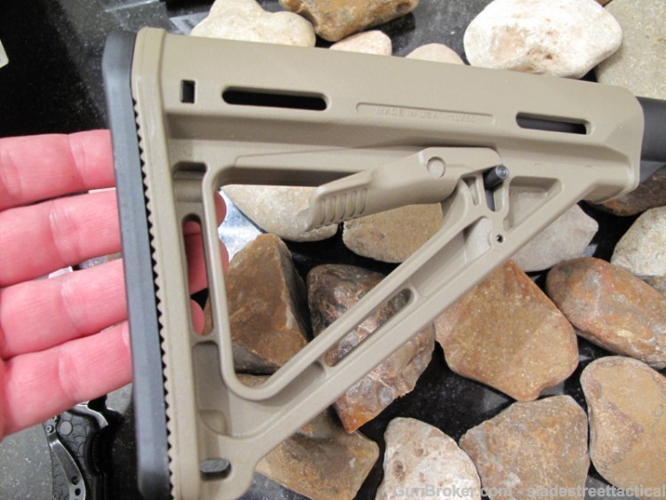 Pistol Grip Magpul Stock Mossberg 500 590 MILSPEC FDE 6 Position-img-2