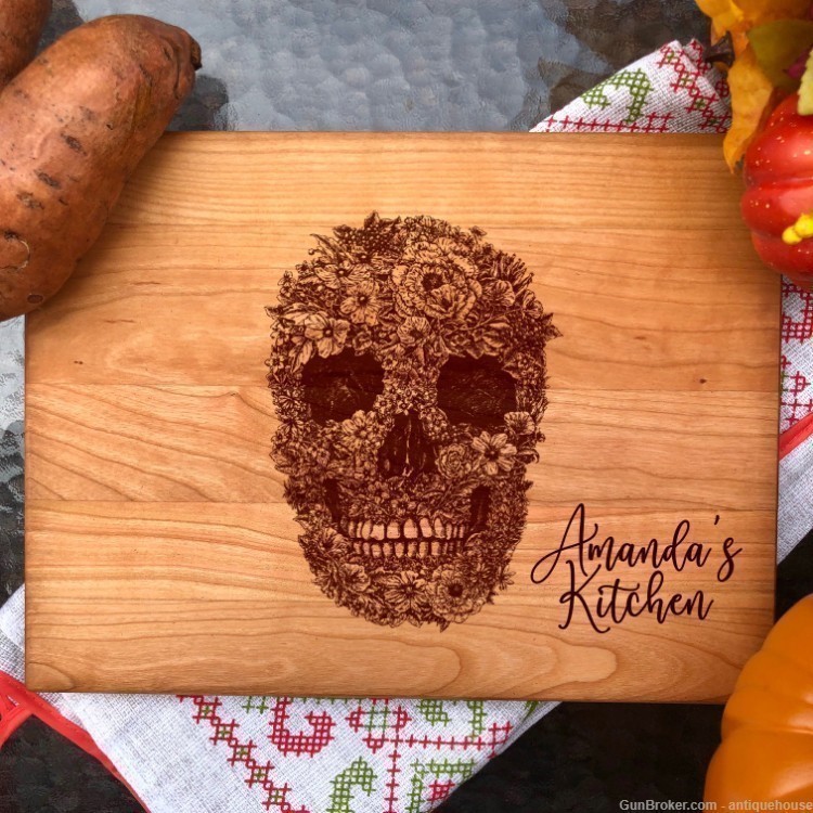 Skull Board. Personalized Cutting board. Flower Skull. Customized Gift.-img-0