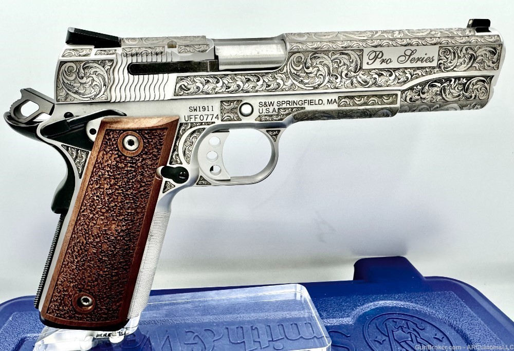 Spectacular S&W 1911 PC PRO SERIES 9MM Full Coverage Custom Engraved-img-3