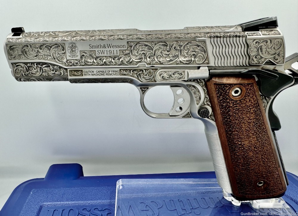 Spectacular S&W 1911 PC PRO SERIES 9MM Full Coverage Custom Engraved-img-2